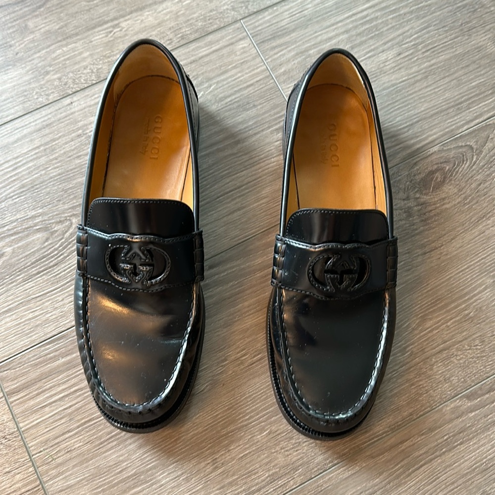 Men’s Authentic Gucci Loafers Size 12